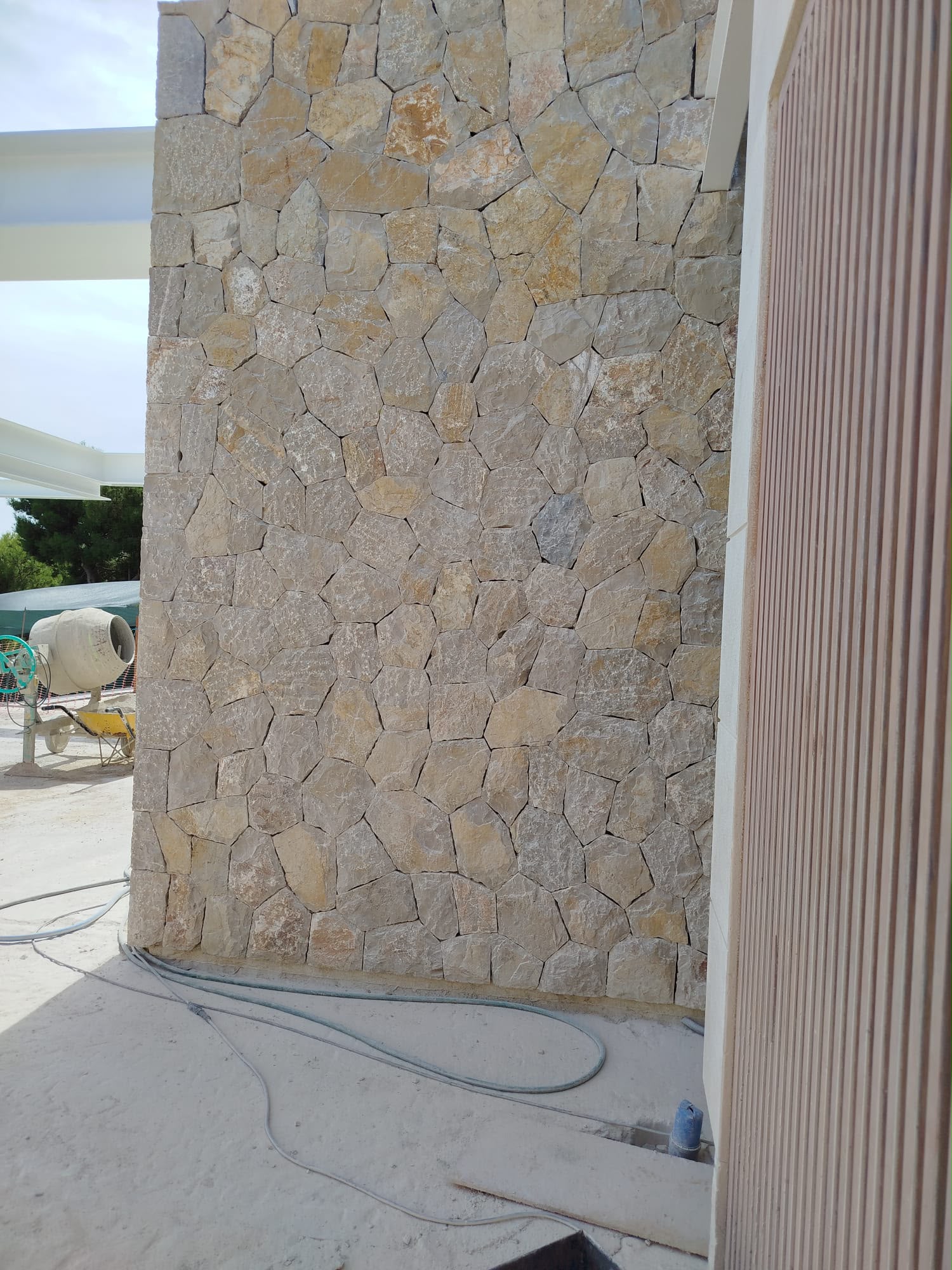 Fachada de piedras